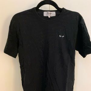 Lightly worn Comme des Garçons PLAY Logo Slim Fit Graphic T-Shirt